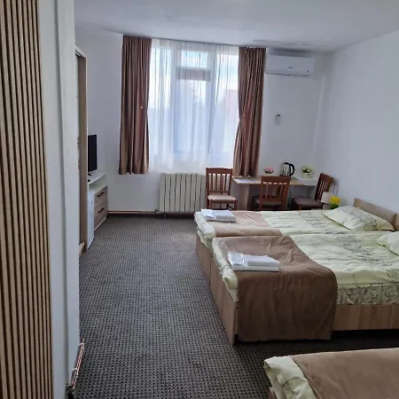 Aparthotel Antik House Cornu de Jos