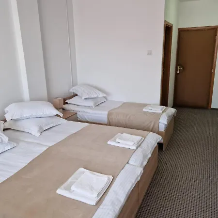 Aparthotel Antik House 3*