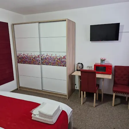 Antik House Aparthotel