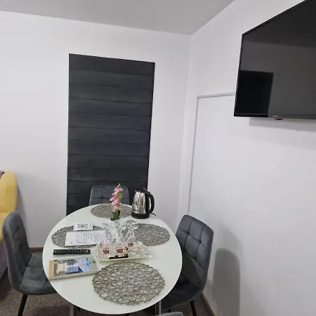 Antik House Aparthotel