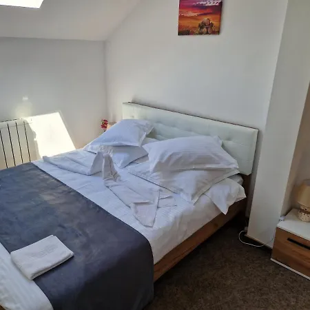 Antik House 3* Cornu de Jos