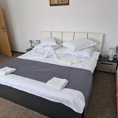 Antik House Aparthotel