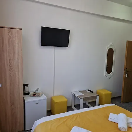 Antik House Aparthotel Cornu de Jos